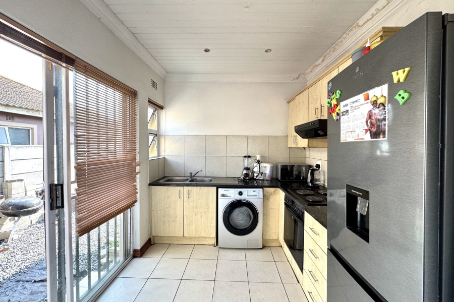 2 Bedroom Property for Sale in Hagley Western Cape